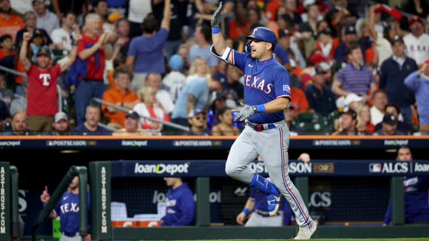 Texas Rangers first baseman Nathaniel Lowe.